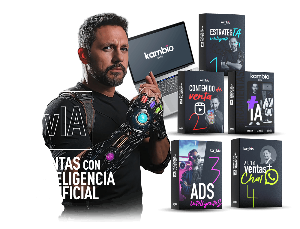 David Arévalo con los materiales promocionales de VÍA y sus módulos